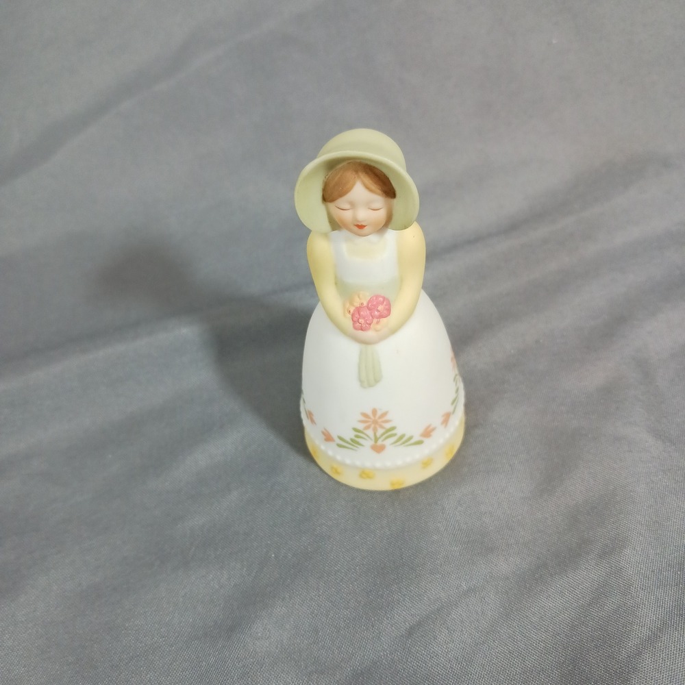 Tiny Porcelain Bell Figurine Girl 4in White Excellent Vintage Sun Hat Flower